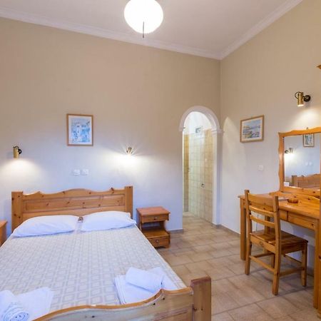 פאלאוקסטריצה Villa Maria Makri מראה חיצוני תמונה